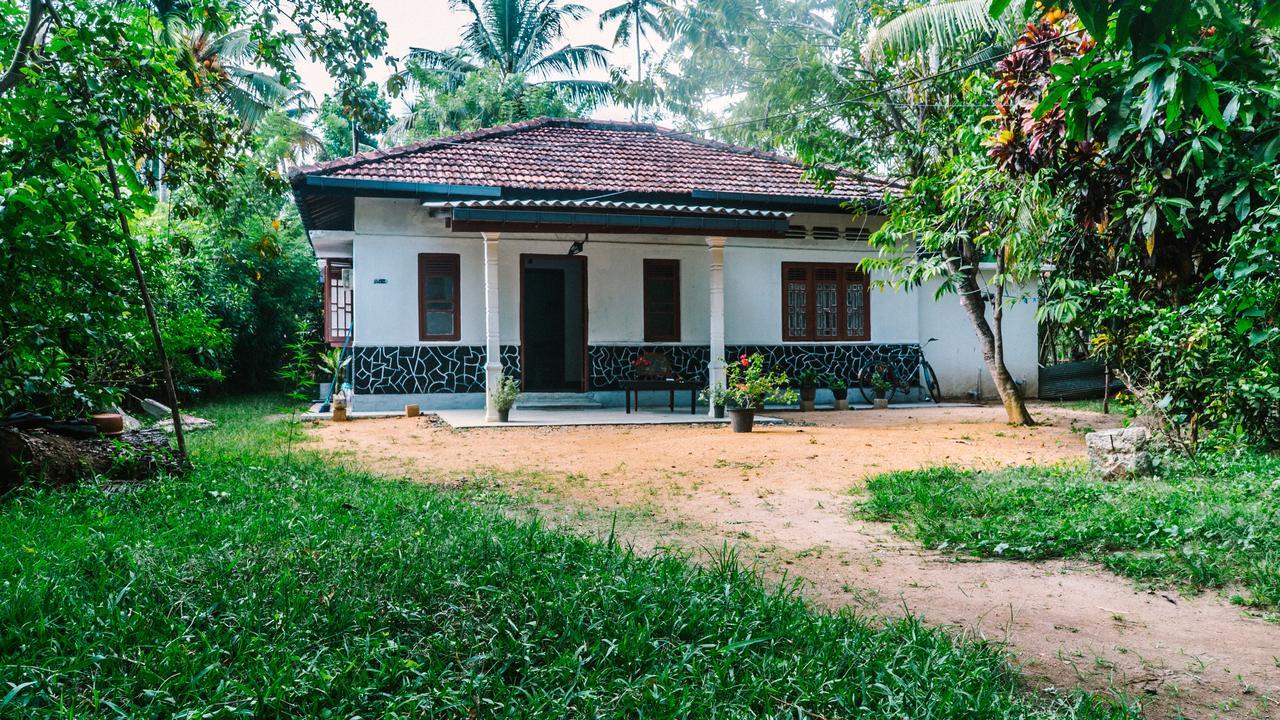New Sam Tourist Inn Weligama Buitenkant foto